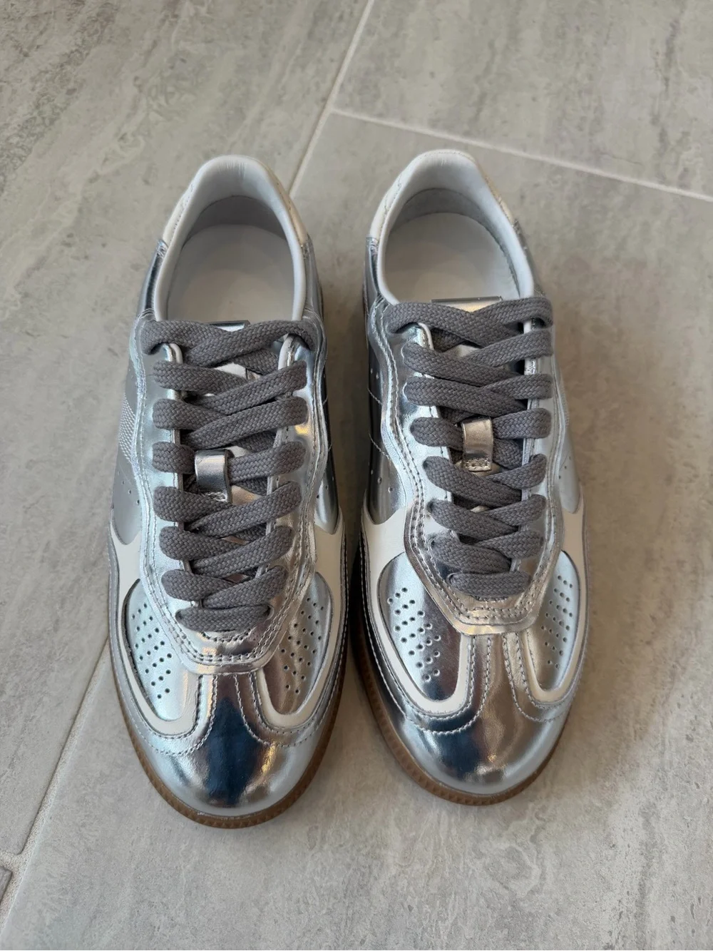 TB.490 Rife Shimmer Sneakers NWT